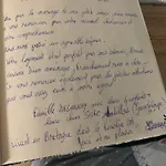 Апартаменты Le Repos Des Escargots - 3 Etoiles - Label Qualidog - 1 A 6 Personnes Avec Jardin Ombrage Et Amenage