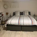 Le Repos Des Escargots - 3 Etoiles - Label Qualidog - 1 A 6 Personnes Avec Jardin Ombrage Et Amenage Апартаменты