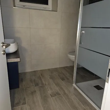 Le Repos Des Escargots - Classe 1 A 6 Personnes Avec Jardin Ombrage Et Amenage * Haguenau