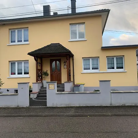 Le Repos Des Escargots - Classe 1 A 6 Personnes Avec Jardin Ombrage Et Amenage Apartment Haguenau
