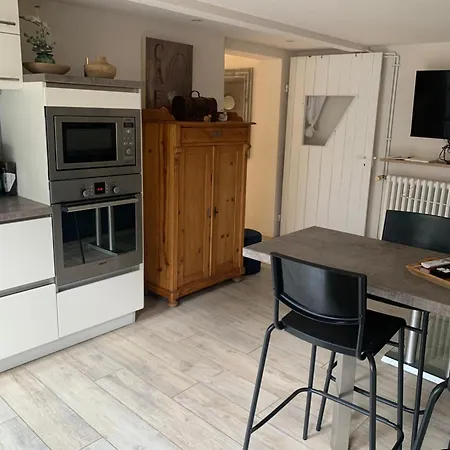 Le Repos Des Escargots - Classe 1 A 6 Personnes Avec Jardin Ombrage Et Amenage Apartment