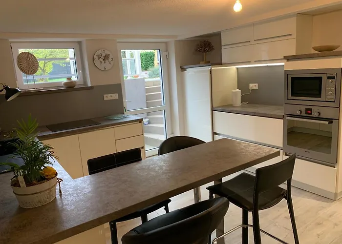 Lägenhet Le Repos Des Escargots - 3 Etoiles - Label Qualidog - 1 A 6 Personnes Avec Jardin Ombrage Et Amenage *