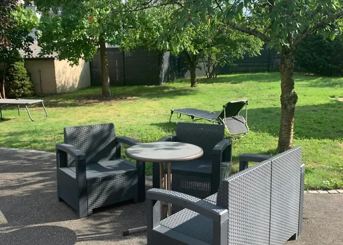 Le Repos Des Escargots - 3 Etoiles - Label Qualidog - 1 A 6 Personnes Avec Jardin Ombrage Et Amenage